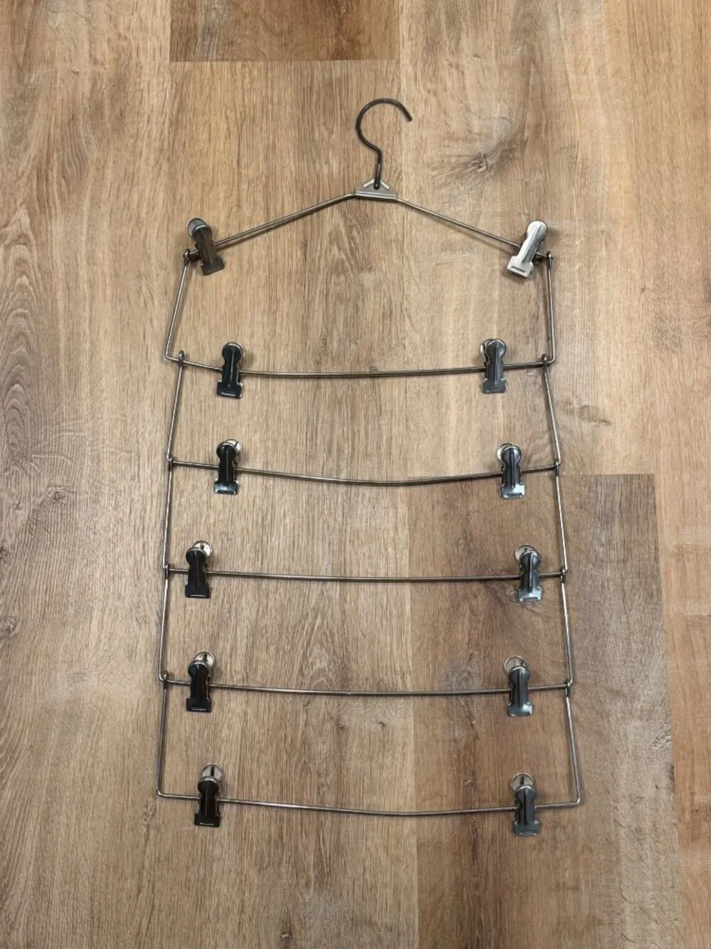 Vintage Metal Multi-Tier Skirt/Pants Hanger 6-Tier Silver Organizer 26